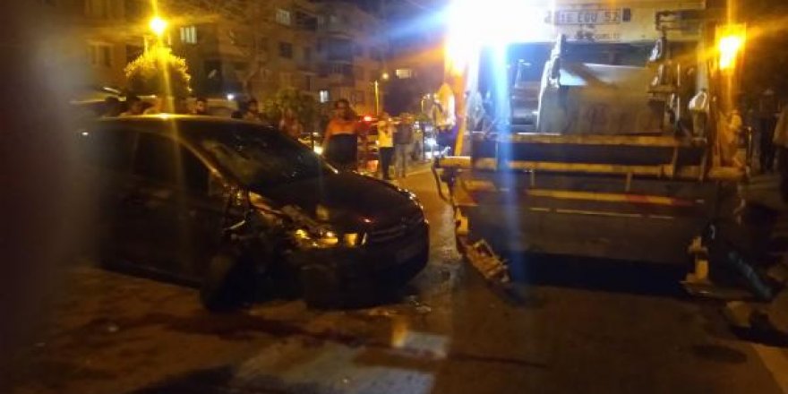 Otomobil ile çöp kamyonu arasında sıkışan işçi öldü