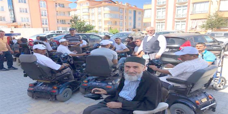 Karabiber, engelli vatandaşla buluştu