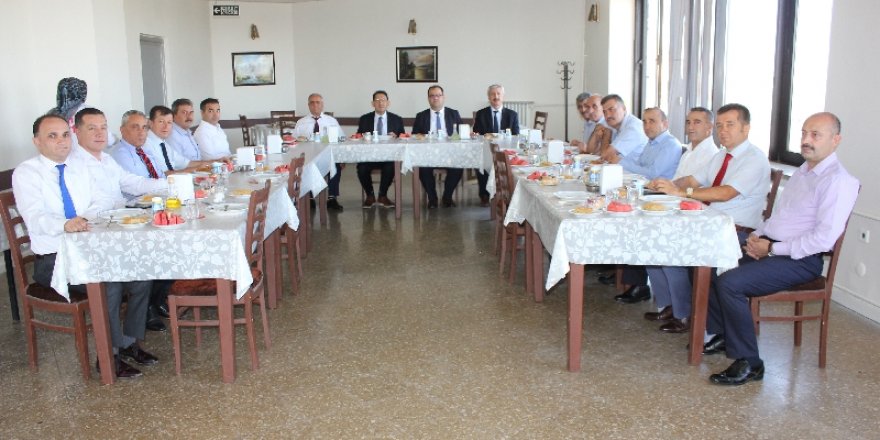 Vergi Dairesi’nde Tahsilat Değerlendirme Toplantısı yapıldı