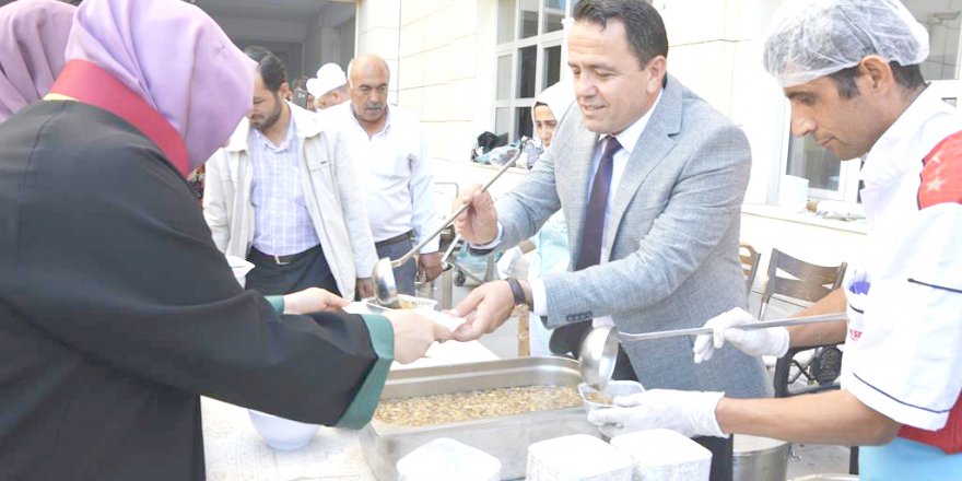 Konya Barosu’nda aşure ikramı