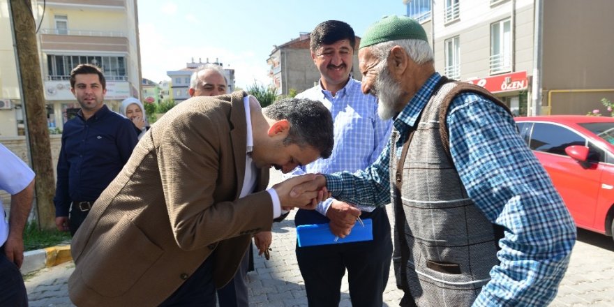 Başkan Eroğlu mahalle sakinleriyle buluştu