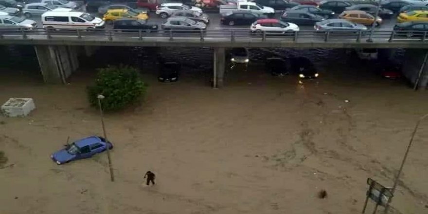 Tunus’ta sel felaketi: 2 ölü