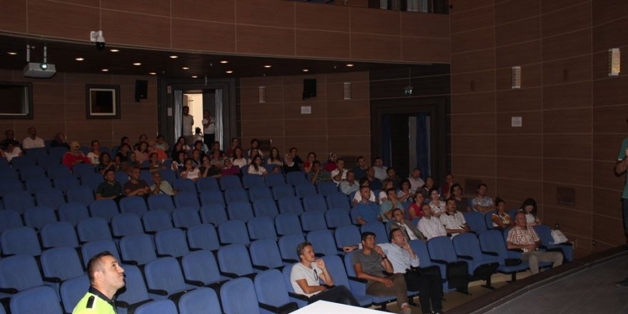Öğretmenlere yönelik genel trafik eğitimi verildi