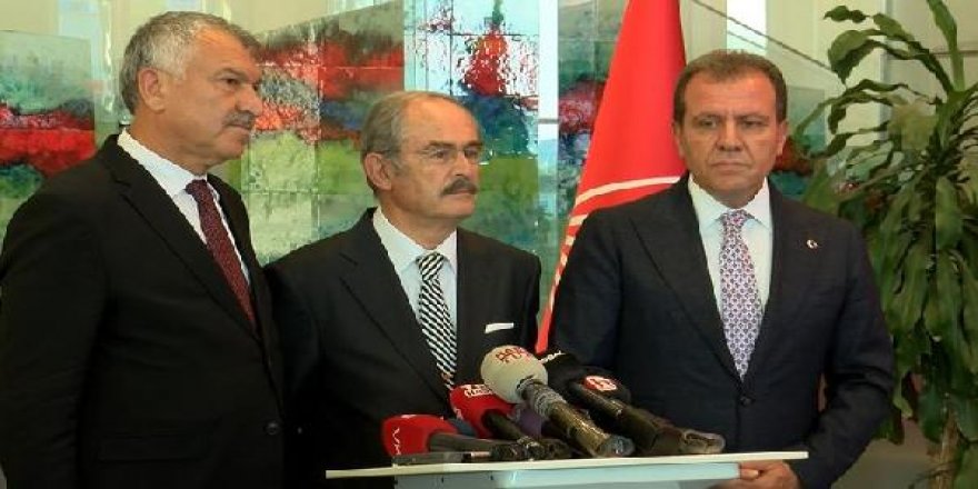 Külliyedeki toplantıya katılan CHP'li başkanlardan açıklama