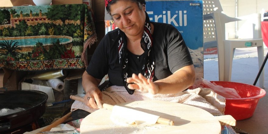 Gaziantep’in meşhur lezzetleri Beylikdüzü’nde görücüye çıktı