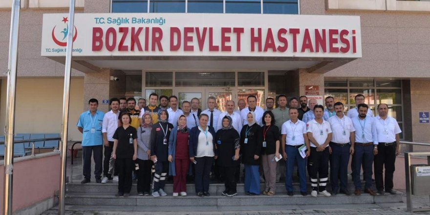 İl Sağlık Müdürü Mehmet Koç hastane ziyareti gerçekleştirdi