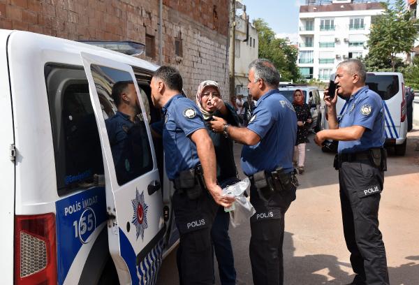 Liseli genç öz babasını öldürdü