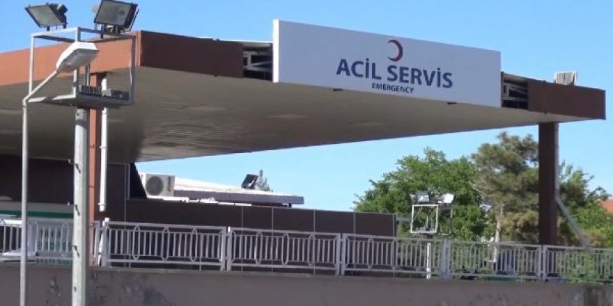 Önce komşusunu sonra da karakoldaki bekçiyi bıçakladı