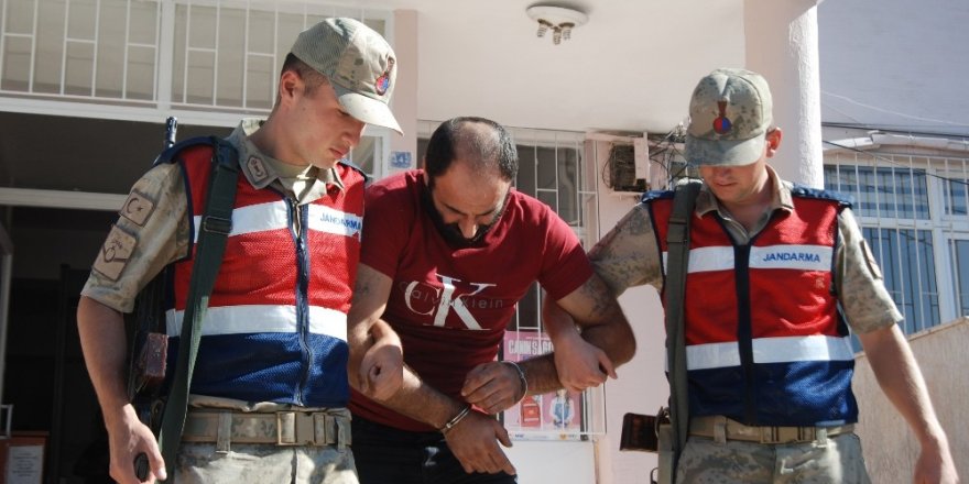 Hatay’da göçmen kaçakçılığı operasyonu: 3 kişi tutuklandı