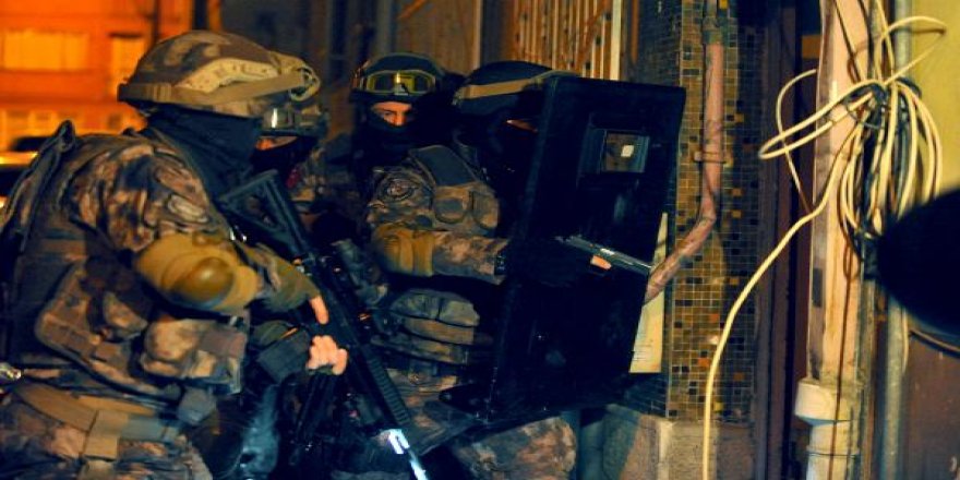 Yalova merkezli 7 ilde FETÖ operasyonu: 23 gözaltı