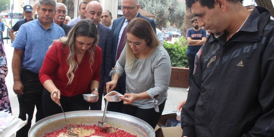 Şehit Gür ve Kozak anısına aşure hayrı