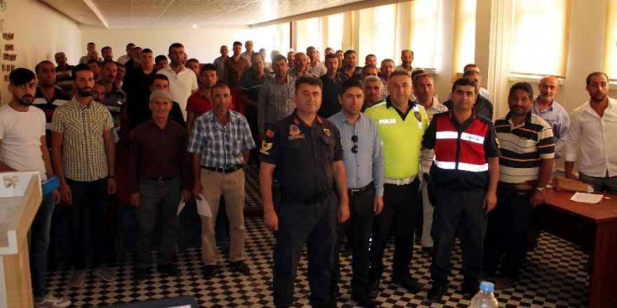 Midyat’ta servis şoförlerine yönelik eğitim semineri