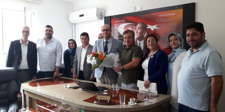 Yunusemre Kent Konseyi’nden ‘Çocuklar içeri küfür dışarı’ projesi