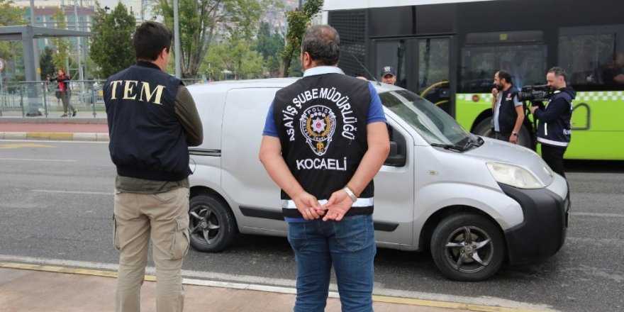 Kocaeli’de sigara içen sürücülere 36 bin 567 TL idari para cezası kesildi