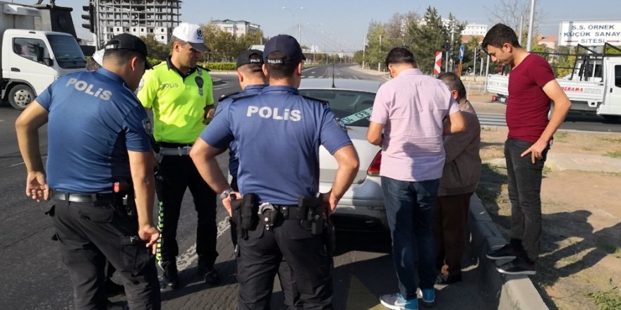Sürücüsünün dur ihtarına uymadığı araç trafikten çekme belgeli çıktı