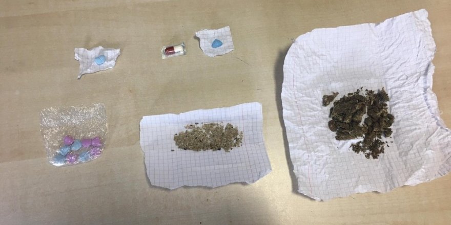 Kula’da uyuşturucu operasyonu: 5 gözaltı
