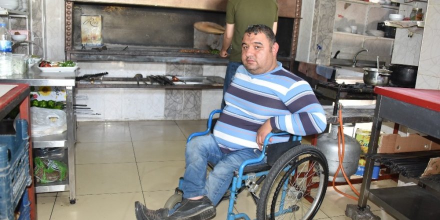 Sporda Türkiye derecesi bulunan engelli birey çalışmasıyla da herkese örnek oluyor