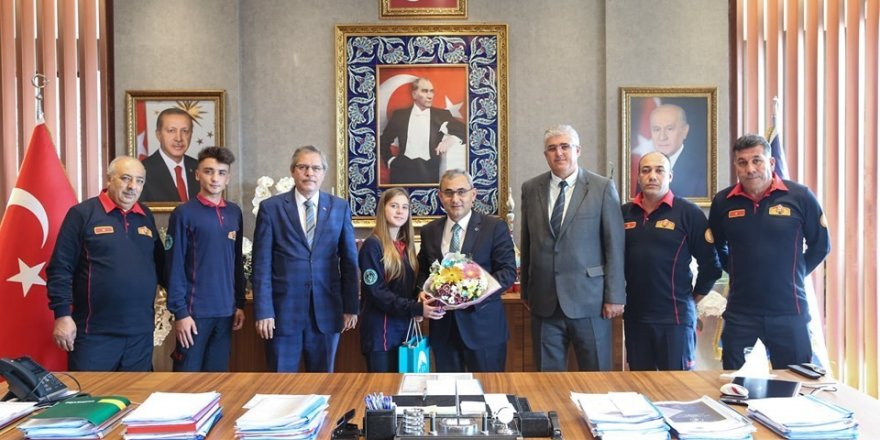 "İtfaiye ekipleri, halkımızın can ve mal güvenliği için gece gündüz görev başında"