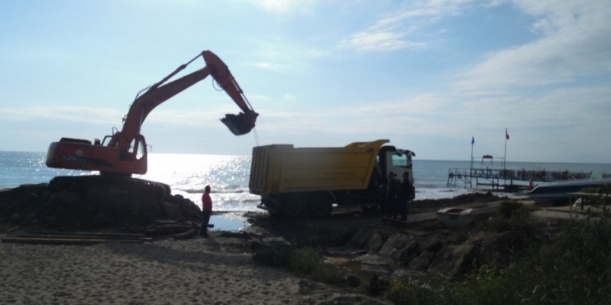 Tekirdağ sahillerinde 600 ton çöp çıktı