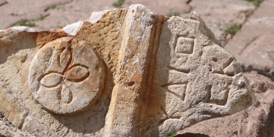 Tarihi eseri, dubaya destek yaptılar