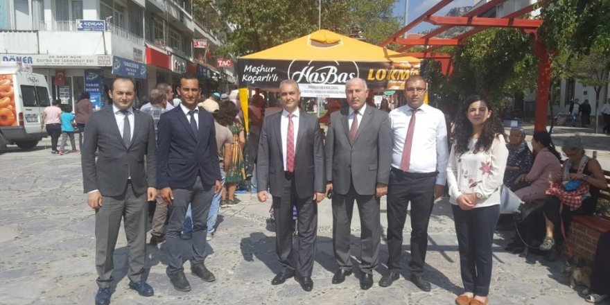 Vefat eden mesai arkadaşları için lokma hayrı yaptılar
