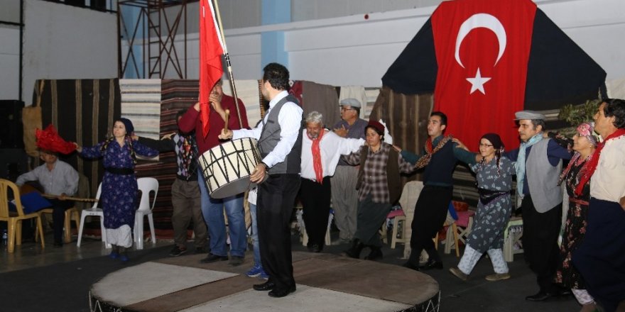 Kaş’ta Geleneksel Seyirlik Oyunları