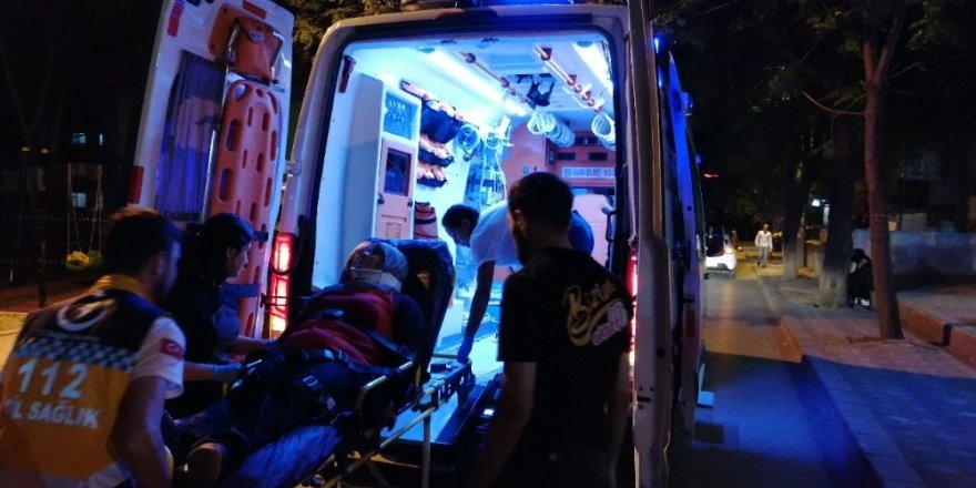 Gebze’de iki otomobil çarpıştı: 1 yaralı