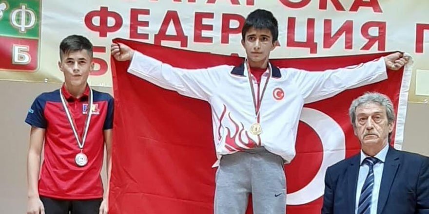 Selçuklu’dan altın madalya