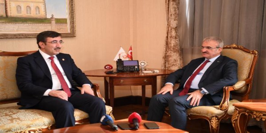 Cevdet Yılmaz: 365 bin mülteci geri döndü