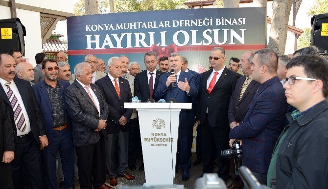 Büyükşehir’den muhtarlara “Muhtarlar Günü” hediyesi