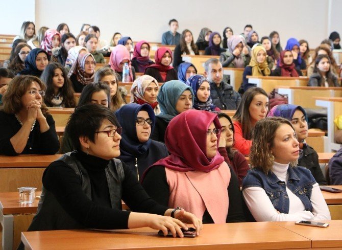 KTO Karatay Üniversitesi’nden, çocuk eğitimi konferansı