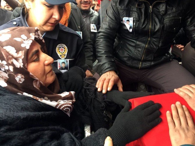 Konya şehidini gözyaşları arasında toprağa verdi