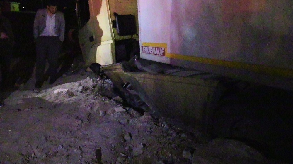 Konya’da mahalleli ölümlü kaza sonrası yolu kapattı