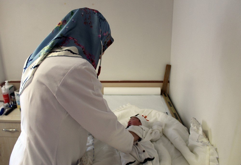 "Annenin, anne sütünün bir mucize olduğuna inanması gerekiyor"