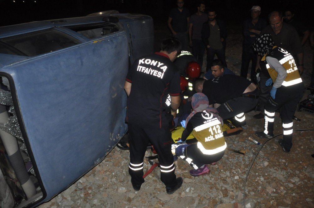 Konya'da takla atan otomobilin sürücüsü ağır yaralandı