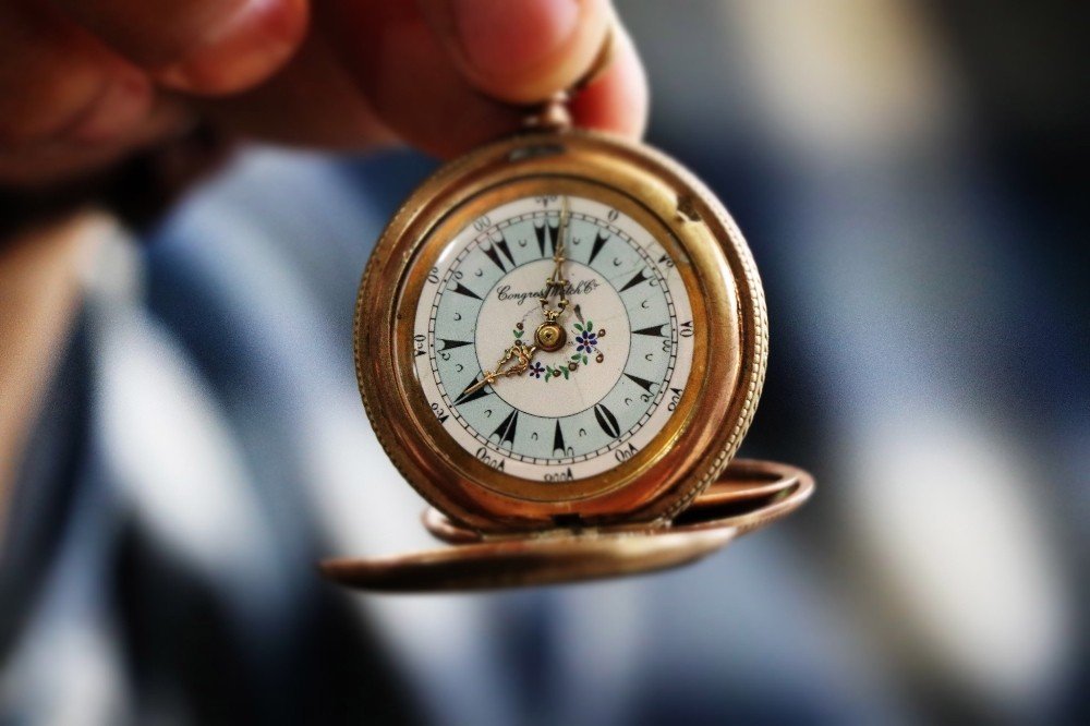 51 yıllık antika saat ustası zamana direniyor