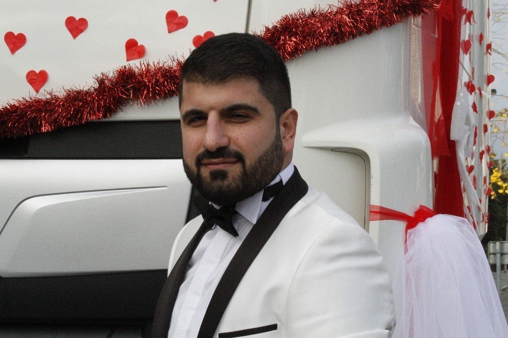 Konyalı damat, gelin almaya tırla gitti