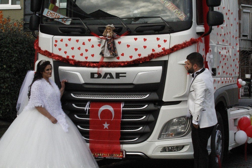 Konyalı damat, gelin almaya tırla gitti