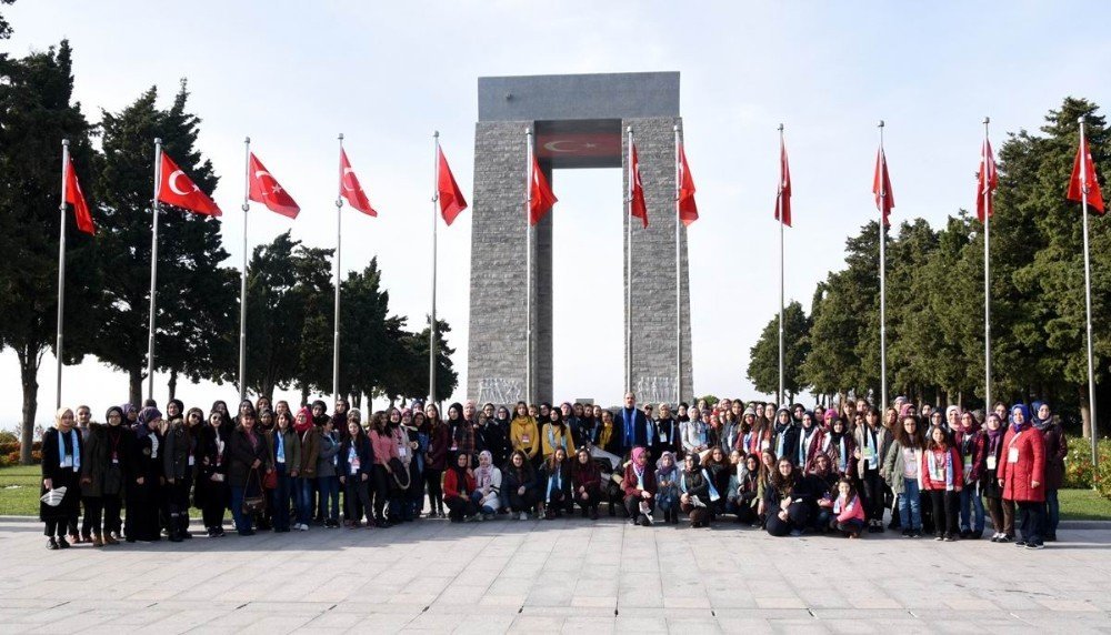 Başkan Altay, gençlerle Çanakkale’de