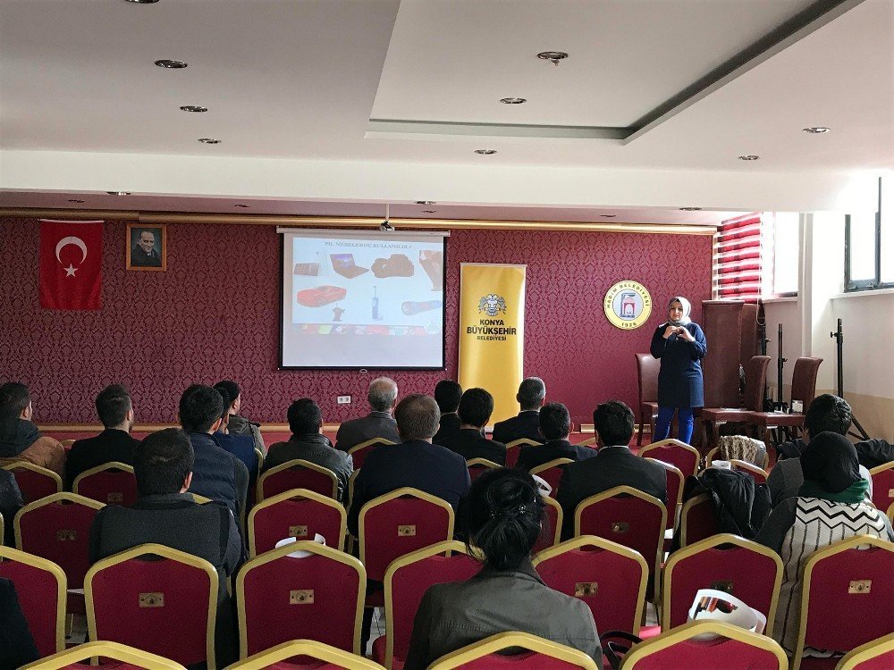 Konya’nın 31 ilçesinde eğitimcilere atık pil eğitimi verildi
