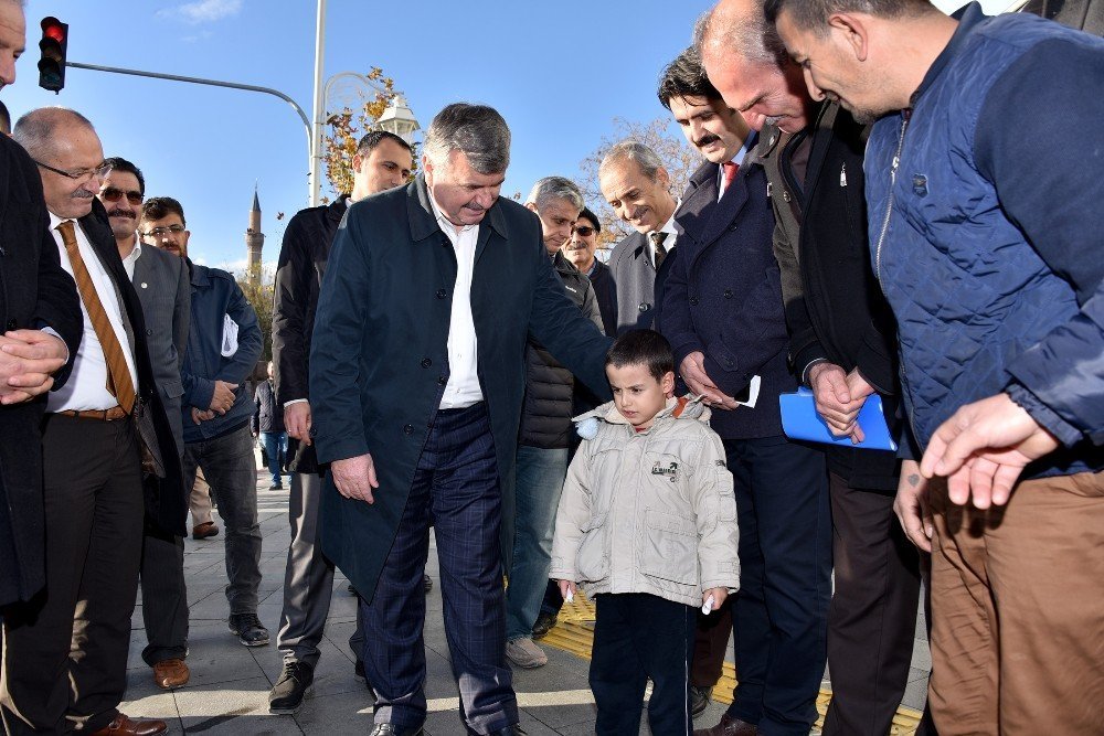 Büyükşehir tarihi mekanları şehre kazandırıyor