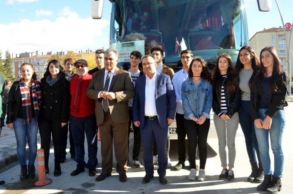 Ereğli Belediyesi gençleri Bilim Merkezine götürdü