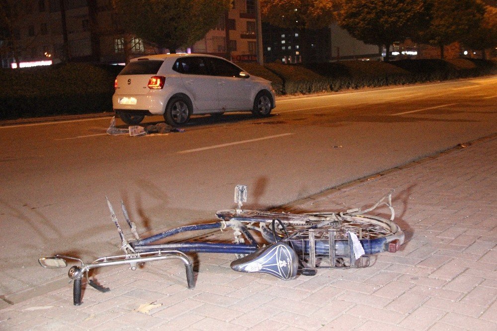 Konya’da Otomobilin çarptığı bisikletli hayatını kaybetti