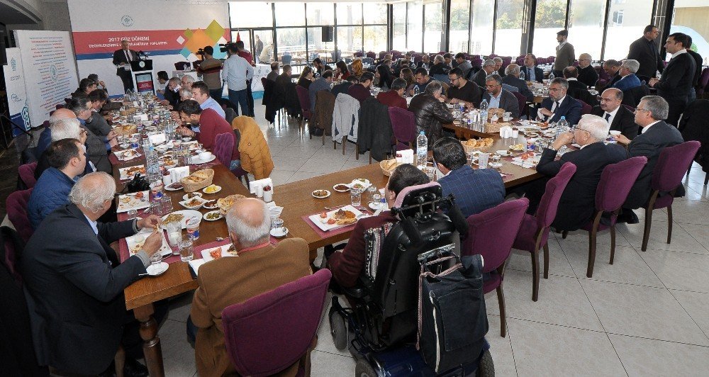 NEÜ Rektörü Şeker, 2017-2018 eğitim öğretim yılını değerlendirdi
