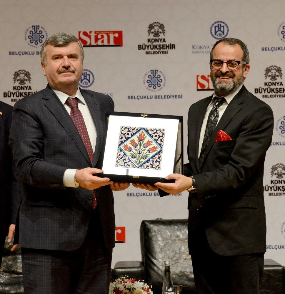 Akyürek: "Konya yeni yüzyılda dünyaya söyleyecek sözü olan bir şehir"