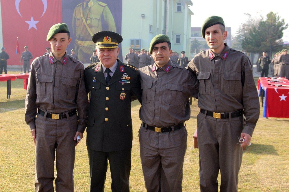 Konya’da kısa dönem erler yemin etti