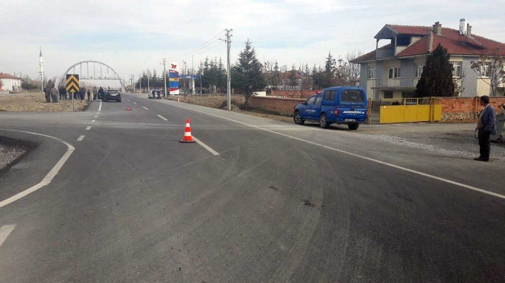 Konya'da otomobilin çarptığı bisiklet sürücüsü hayatını kaybetti