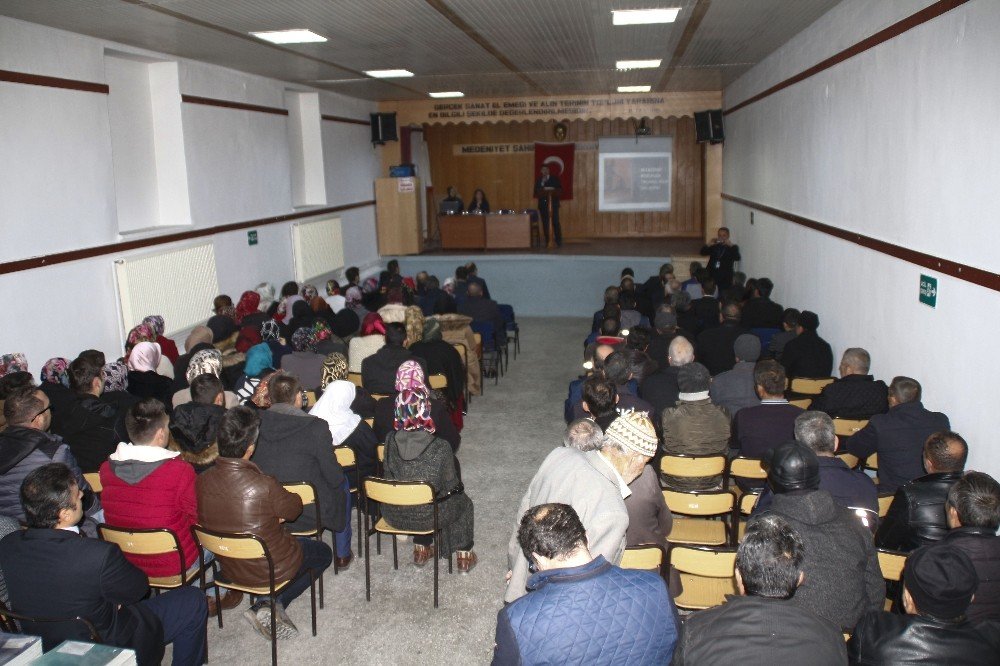 Yunak’ta uyuşturucuyla mücadele ve kadına şiddet konulu panel