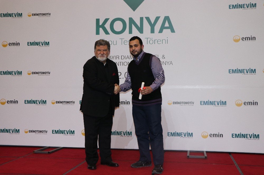 Konya’da ailelerin tapu heyecanı
