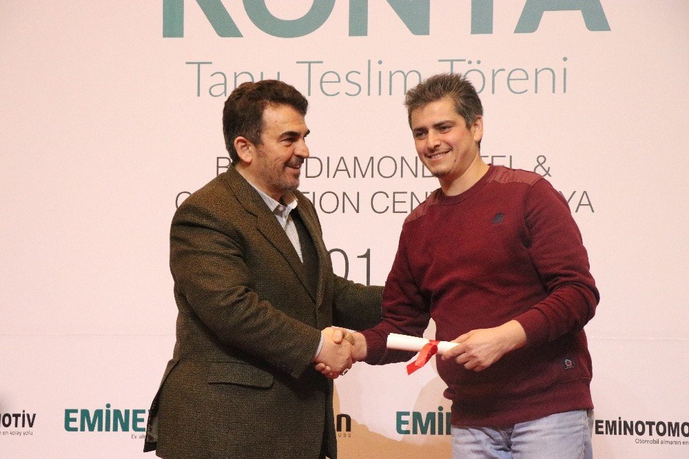 Konya’da ailelerin tapu heyecanı